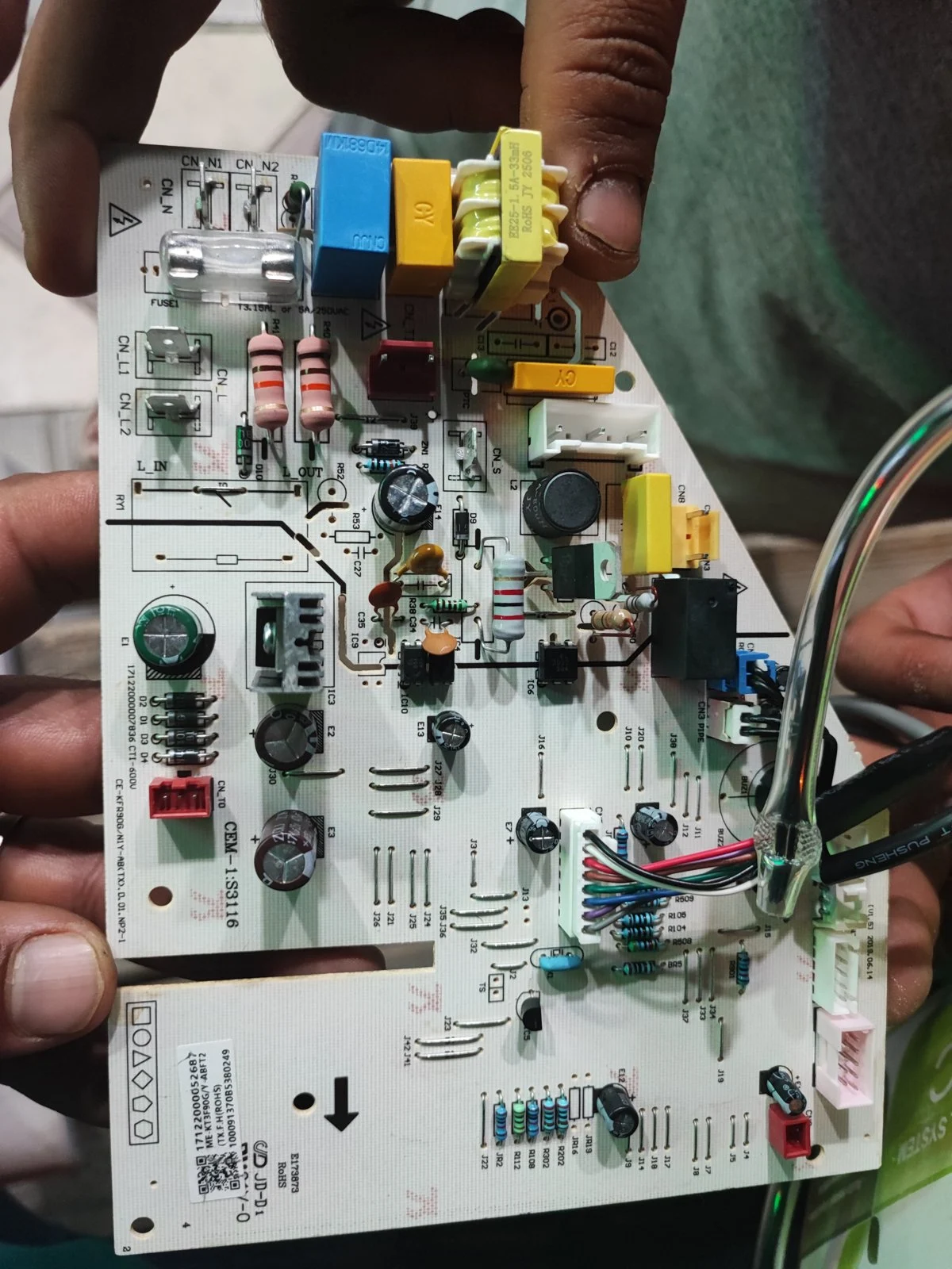 برد کنترل ماشین لباسشویی مدل CEM-1 S3116 برد کنترل ماشین لباسشویی مدل CEM-1 S3116
